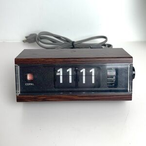 Vintage 1970s Wood Grain Copal Japan 227 Flip Number Alarm Clock Working Brown
